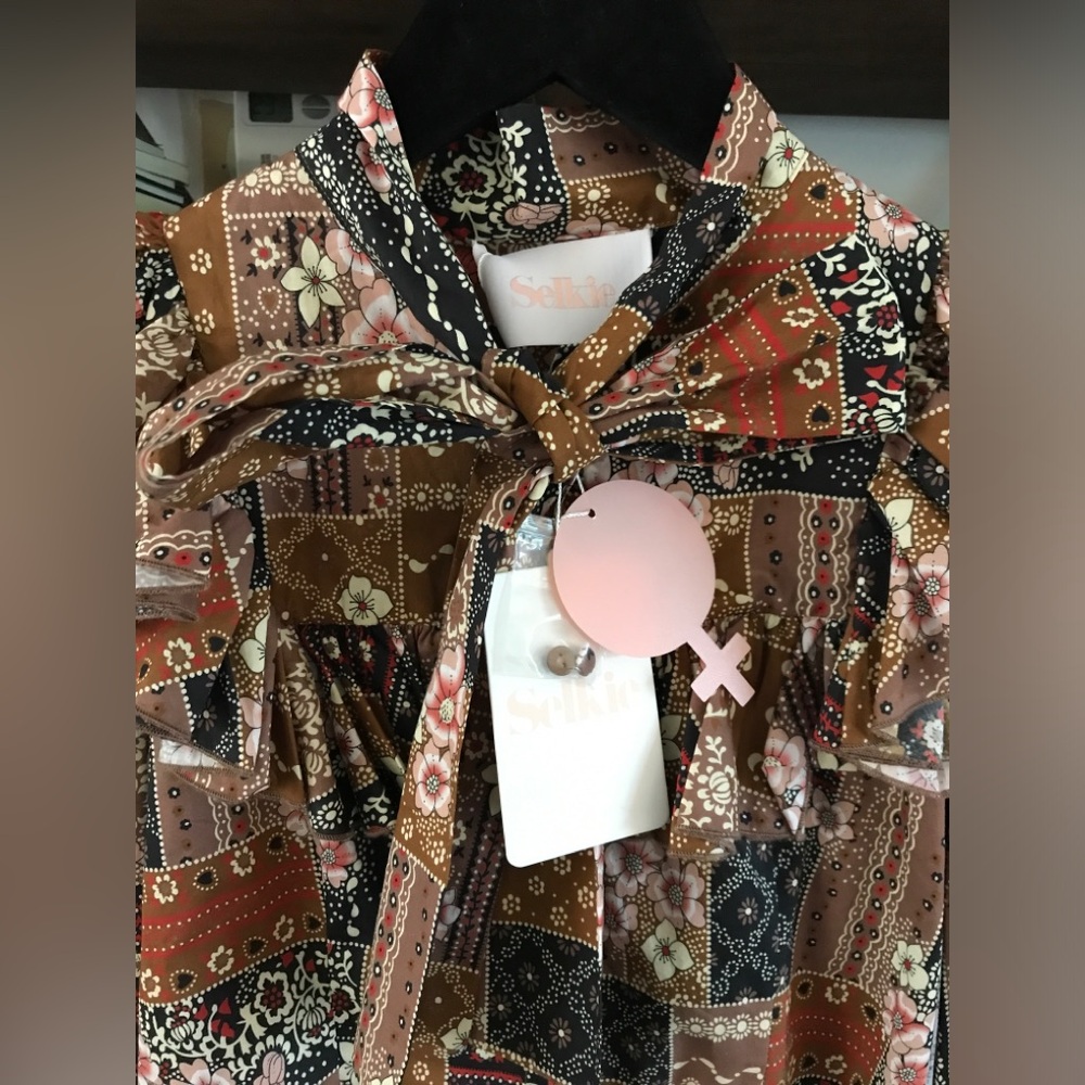 NWT Selkie The Elizabeth Blouse in Brown Pink and Black Patchouli Pattern Size S - Picture 5 of 16